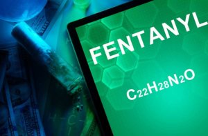 A graphic with the chemical makeup of fentanyl to represent the question what is the half life of fentanyl